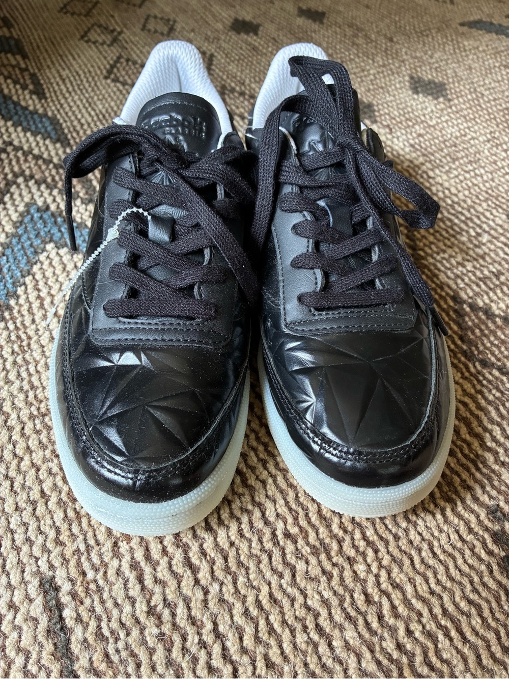 Reebok Black Geometric Accent Athletic Shoes with Light Blue Soles